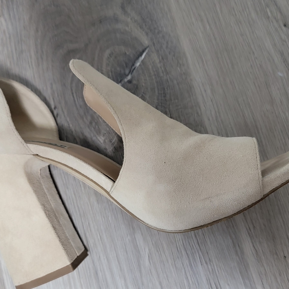 Karl Lagerfeld Cream Heels with Block Heel
